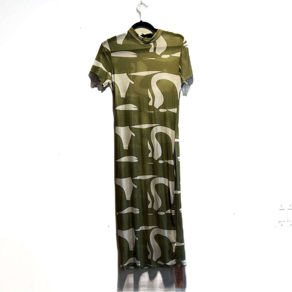 size xl 
Length:44.9"
Waist:27.6"
Hip:33.1"
Fit:Slim Fit
Stretch:Mid Stretch